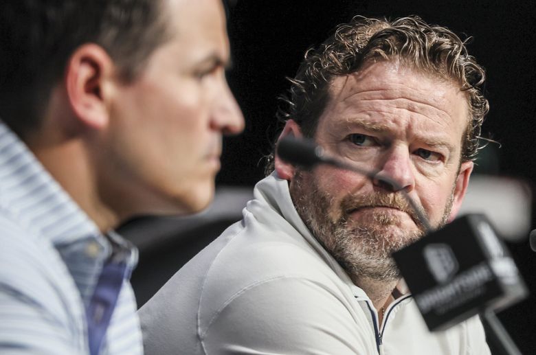 Kevin Renton Seahawks tackle Charles Cross has finger surgery | Notebook | The ...