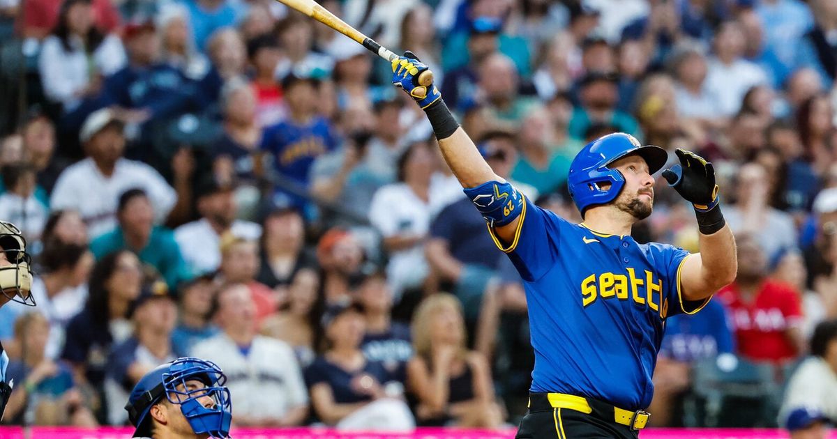 Raleigh’s historic homer, Young’s mammoth blast power Mariners past Rangers - The Seattle Times