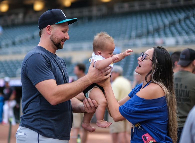 How Mariners catcher Cal Raleigh transformed into an MLB star | The Seattle  Times