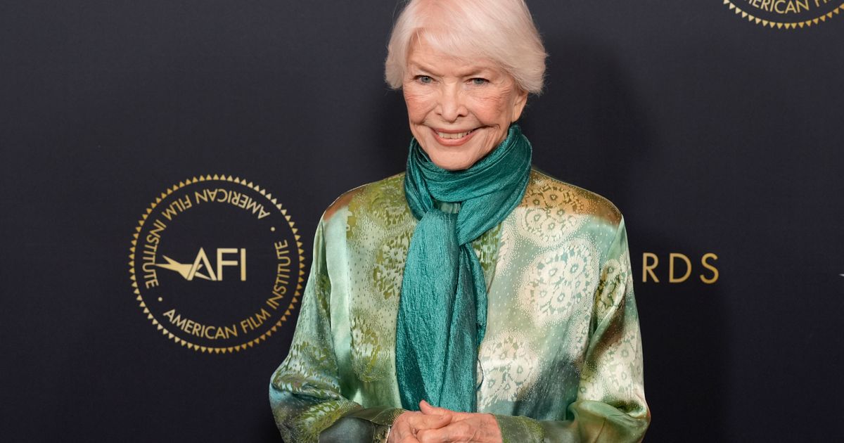 In new book, Ellen Burstyn reveals the secret that fueled her award-winning career: poetry