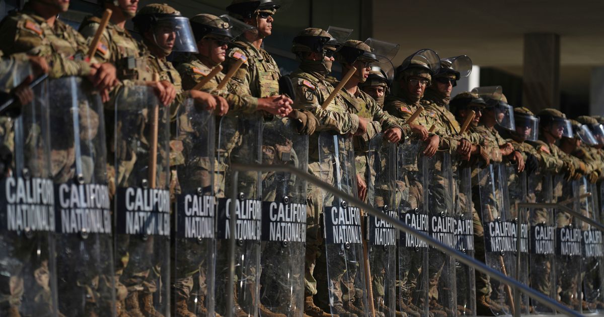 Pentagon pulls back more National Guard troops and leaves behind 250 in ...