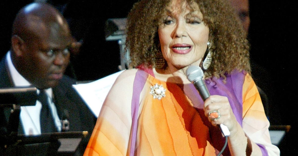 Singer Cleo Laine, regarded as Britain’s greatest jazz voice, dies at 97