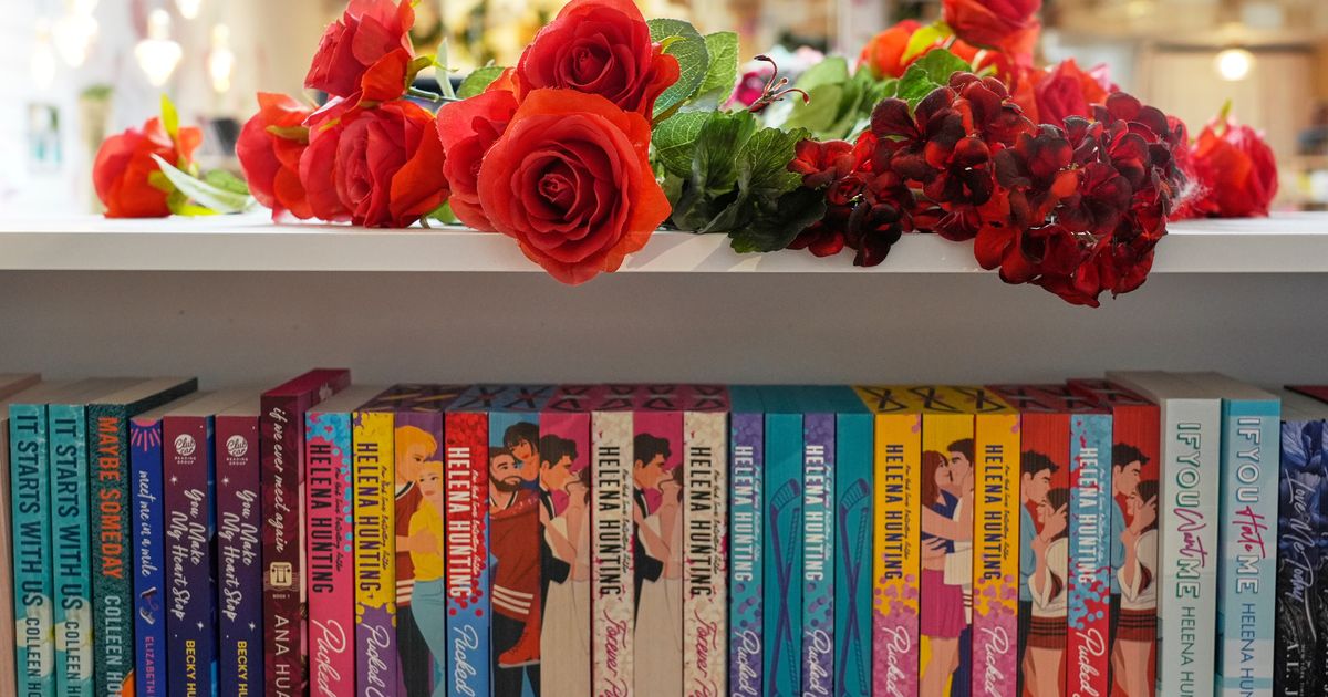 Fans say new romance bookstores and online groups are giving the genre some overdue respect