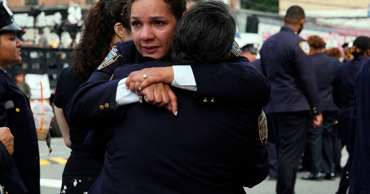 A somber tribute in photos: New York City police honor officer Didarul ...