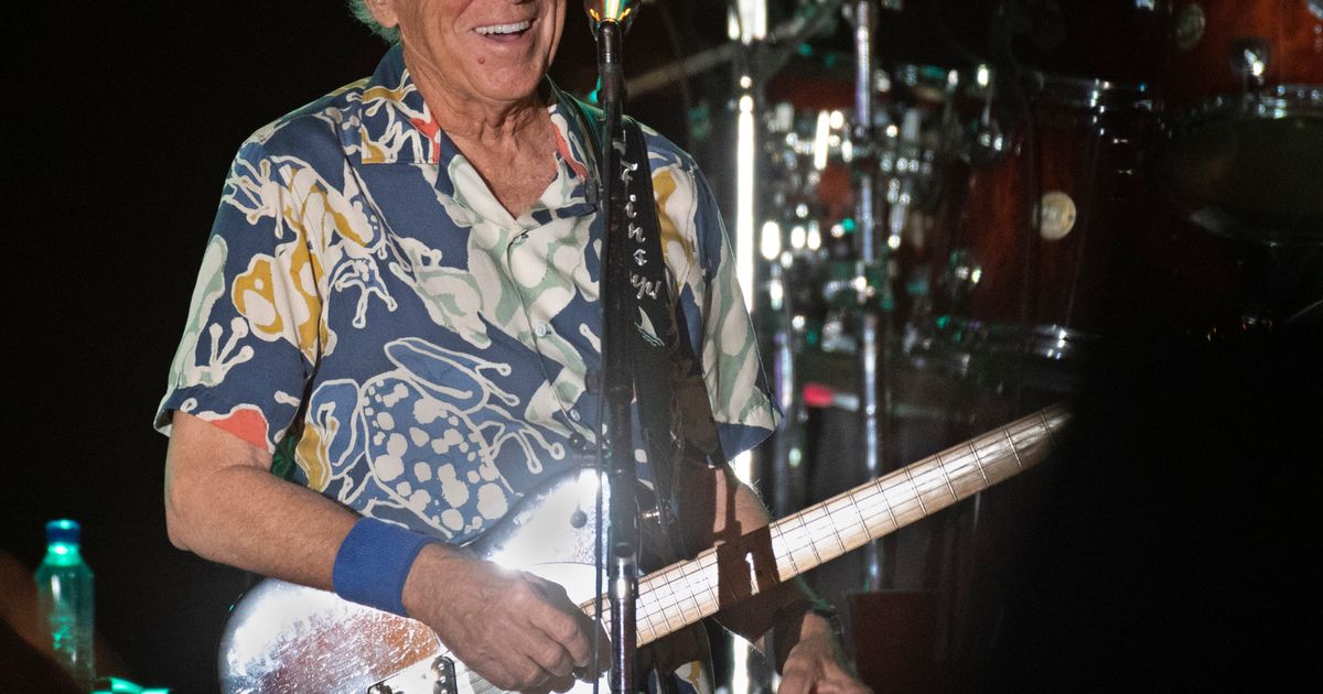 Jimmy Buffett’s widow accuses financial adviser of breaching fiduciary duty in $275M trust battle