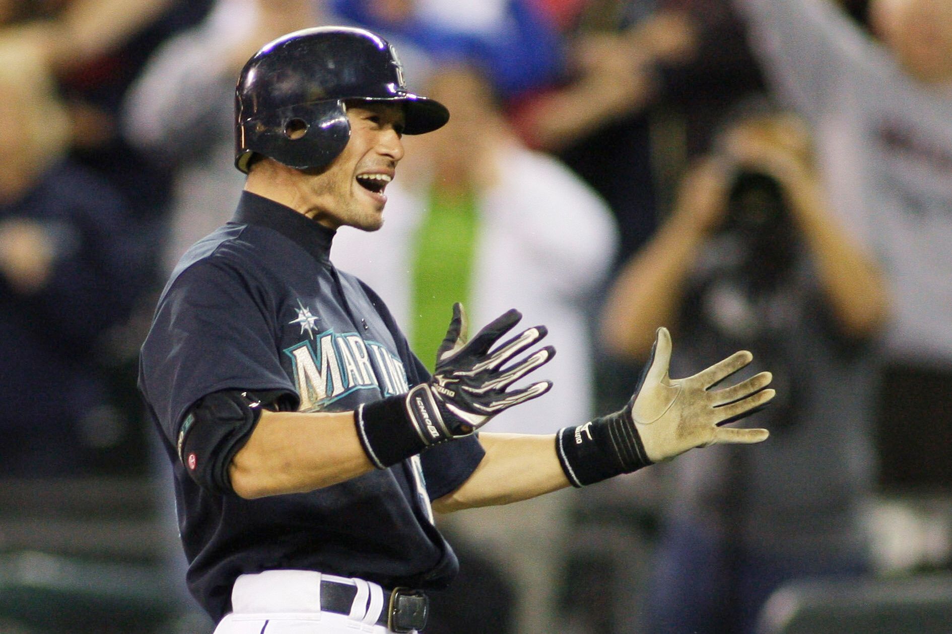 Ichiro Suzuki reflects on early days in Seattle, quickly being