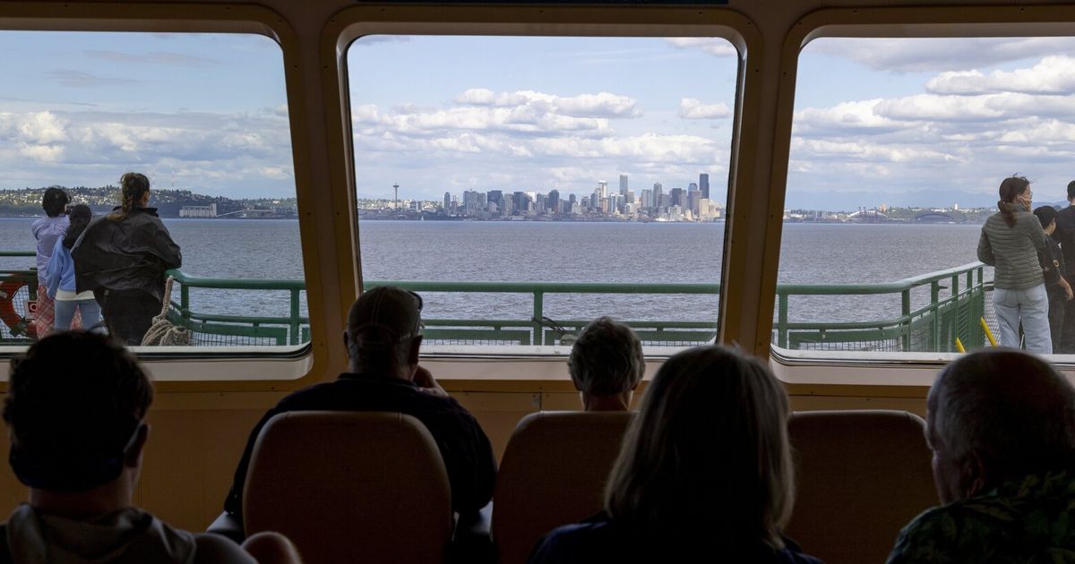 On a ferry ride from Seattle, finding peace on the open water