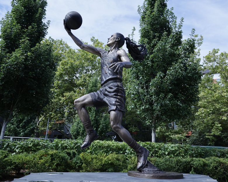 Sue Bird's statue displays rightful permanence for an unrivaled star | The  Seattle Times