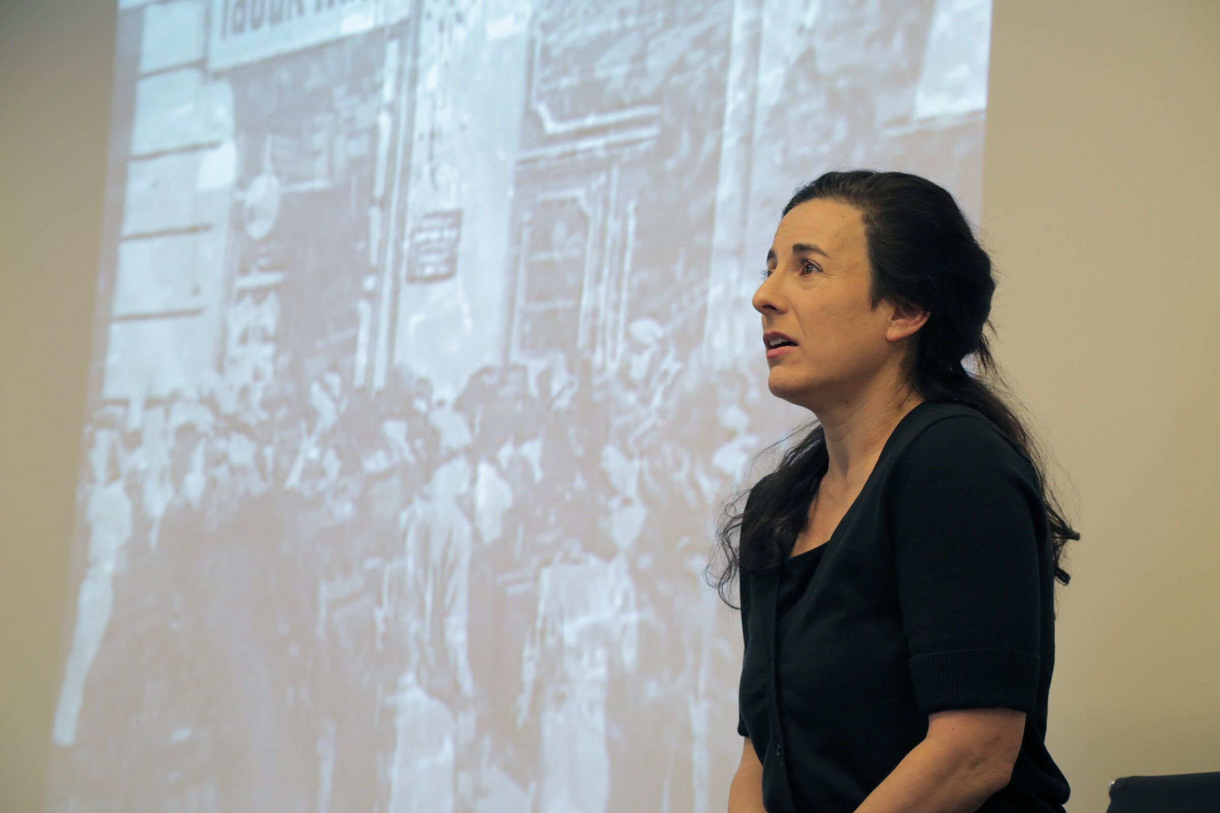 Seattle theater company uses one-person shows to tell America's