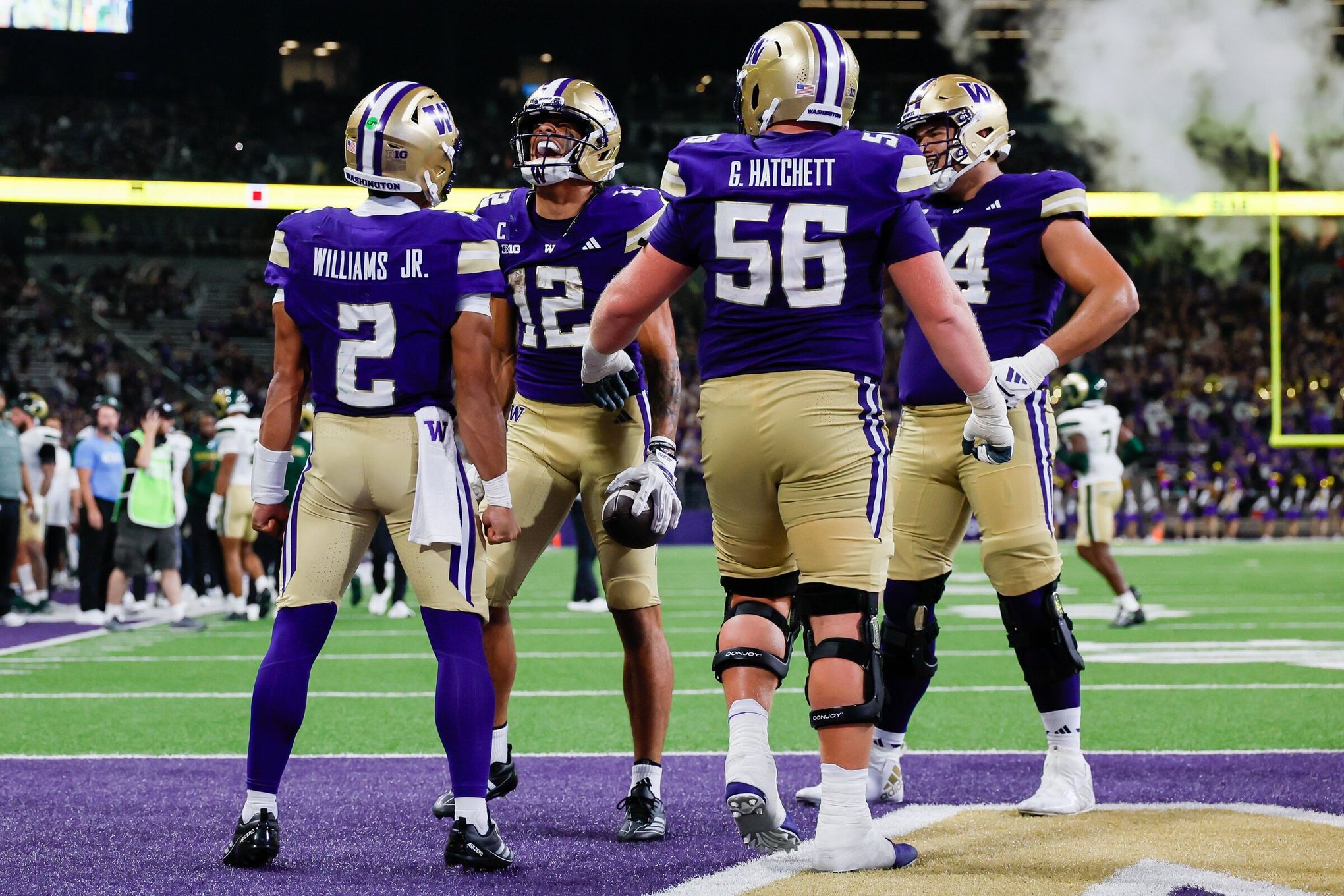 UW Huskies ride big second half to pull away from Colorado State in season  opener | The Seattle Times