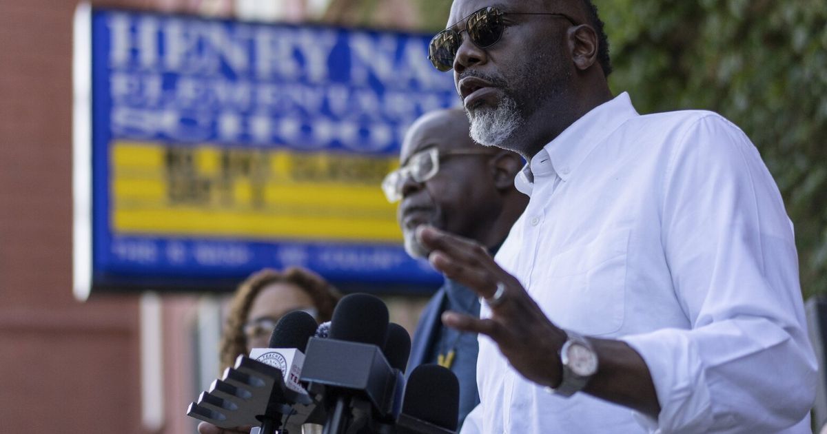 Potential federal intervention poses challenges for Chicago police on ...