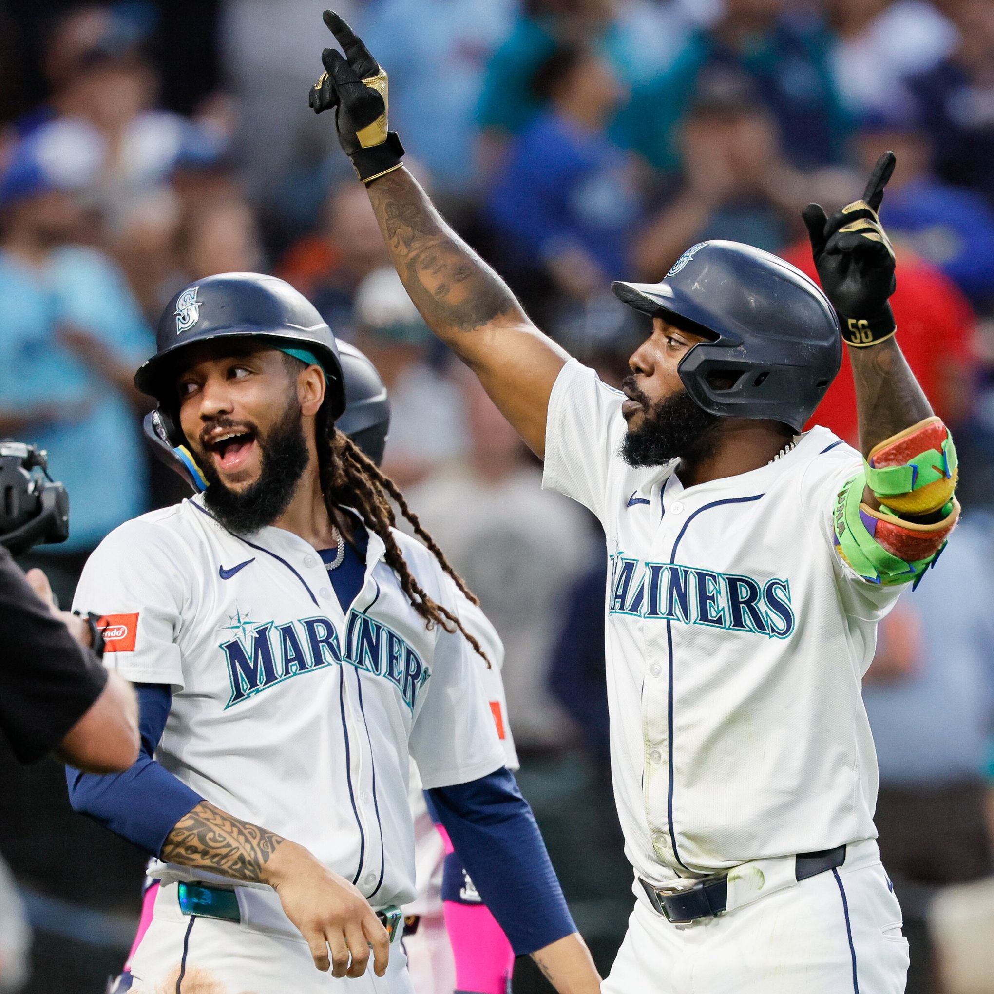 AL West has turned into a three-team race. Are the Mariners now the  favorites? | The Seattle Times