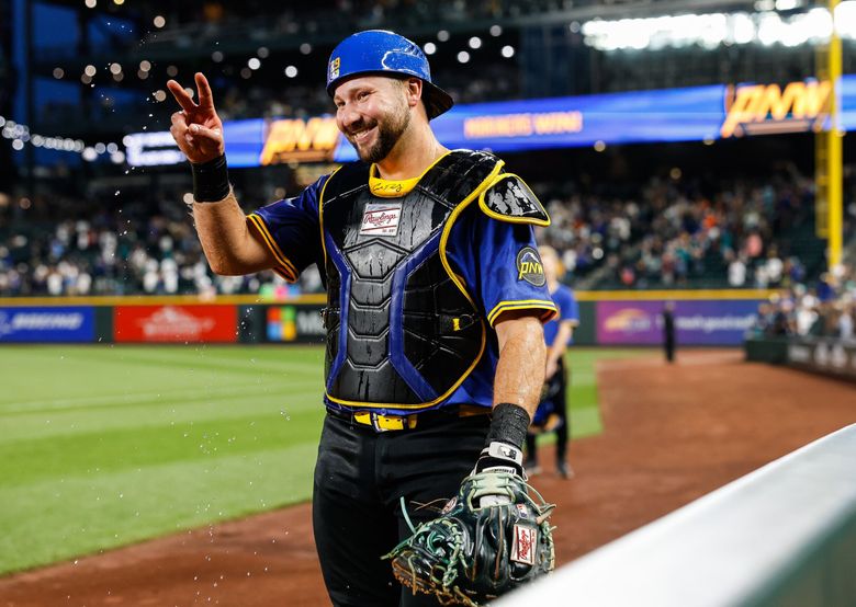 Inside Cal Raleigh's full-circle embrace with Mariners fans | The Seattle Times