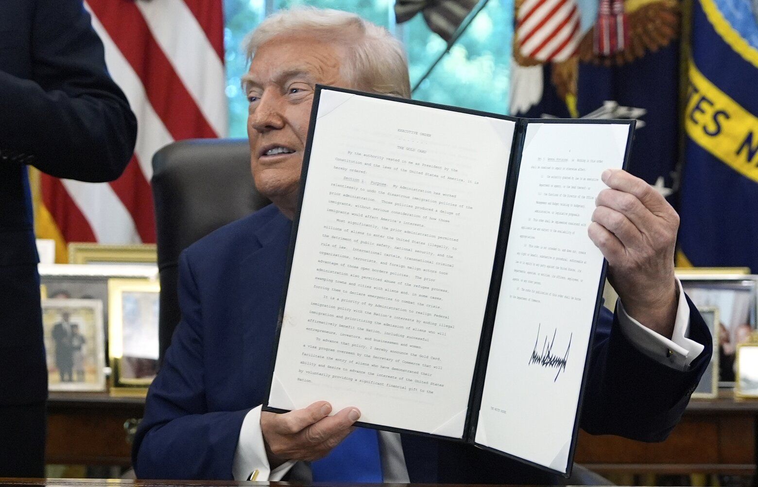 Trump adds new $100K H-1B visa fee, possibly shaking up WA