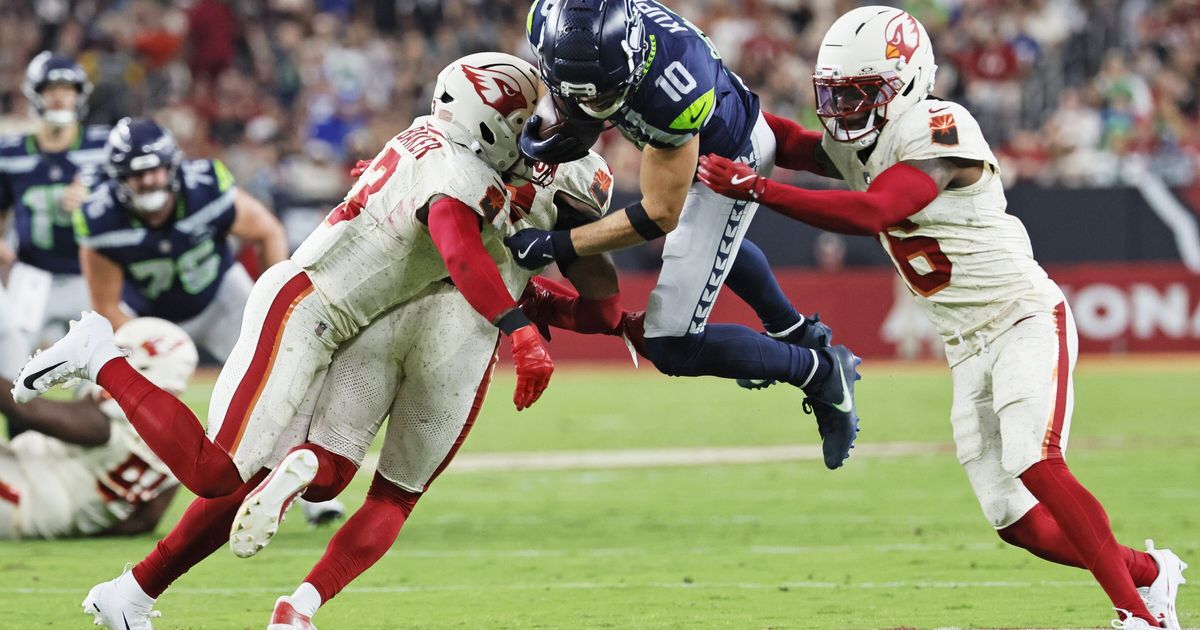 Live: Updates: Emmanwori inactive, Charbonnet active as Seahawks visit Cardinals - The Seattle Times