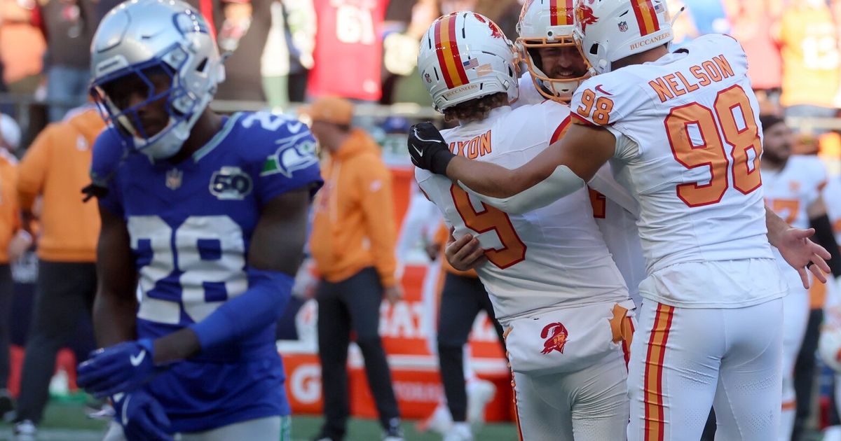 Seahawks lose shootout with Bucs on late interception by Sam Darnold The Seattle Times Seahawks lose shootout with Bucs on late interception by Sam Darnold The Seattle Times