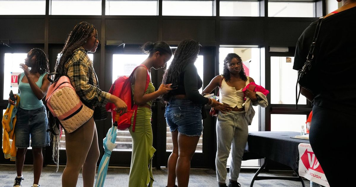 Supreme Court takes up Republican attack on Voting Rights Act in case ...