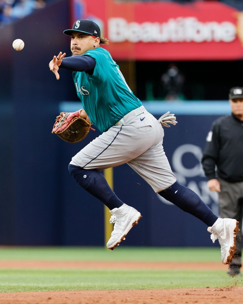 Re-signing Josh Naylor a priority for the Mariners this offseason | The  Seattle Times