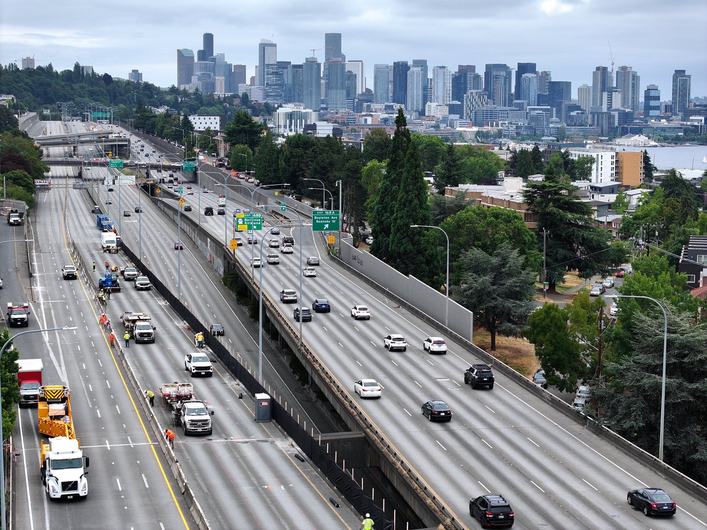 【新品未開封・まとめ売り】INTERSECTION : TRACE（5枚） City of Bellevue | TRAFFIC ALERT: Heading north this weekend