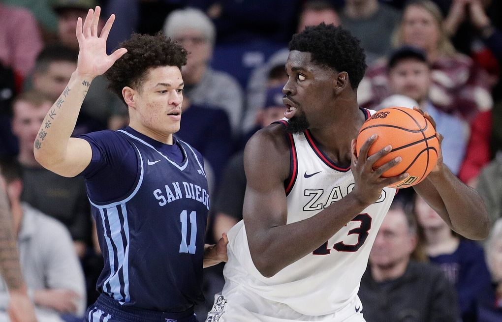 Gonzaga's Deep Roster Aims to Tackle Early Season Uncertainties in 2025-26