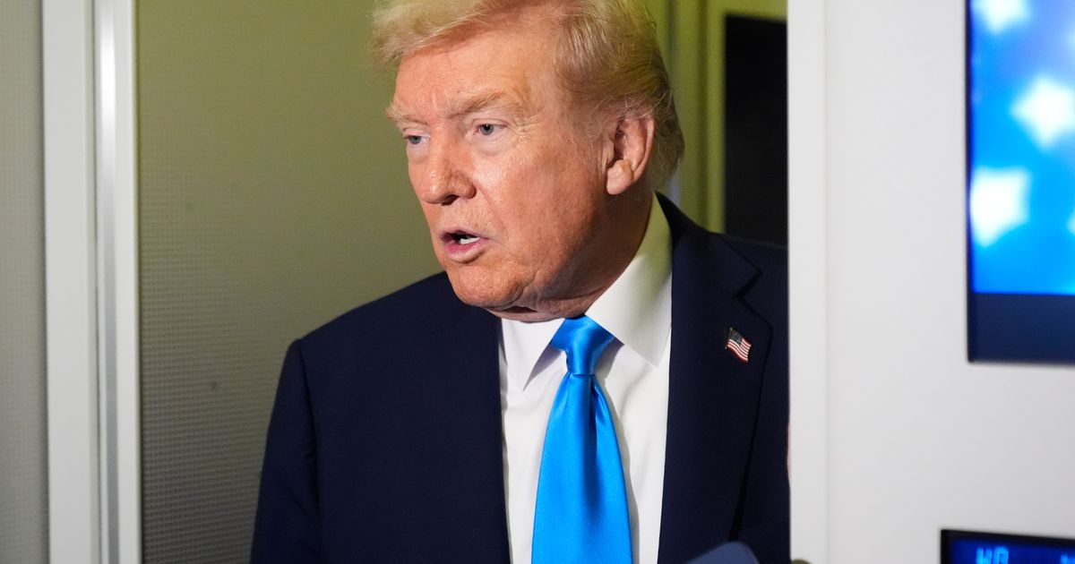Trump threatens Canada with 10% extra import tax for not pulling down ...
