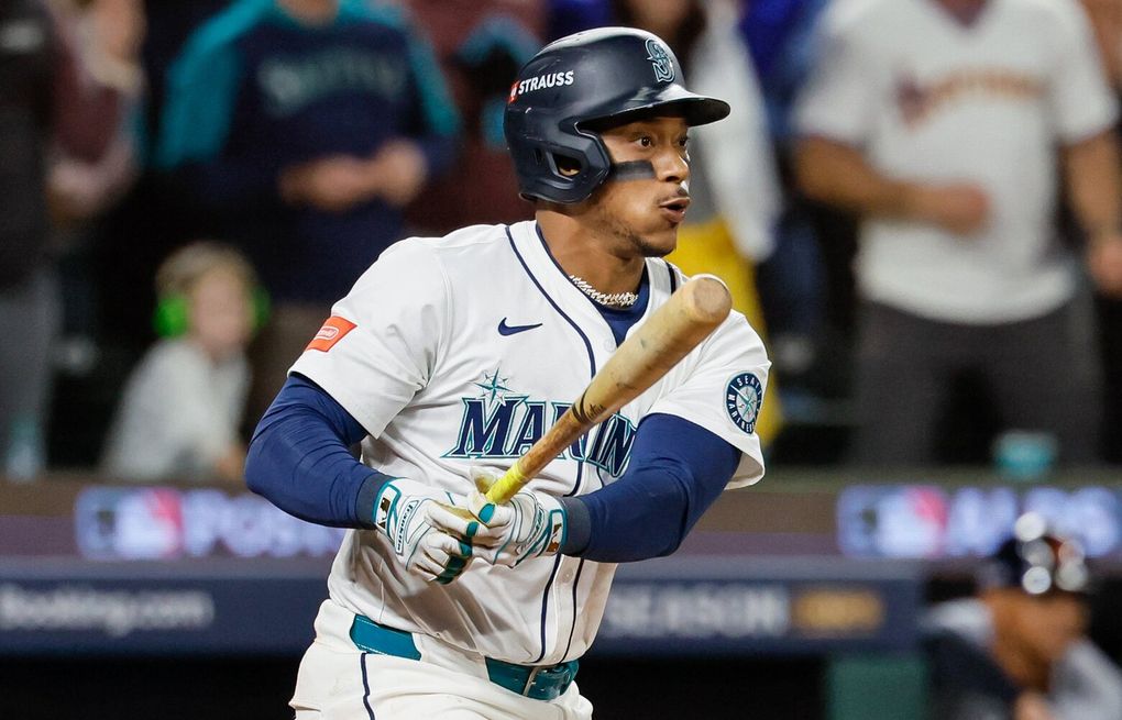 Jorge Polanco declines Mariners contract option, to become free agent | The Seattle Times