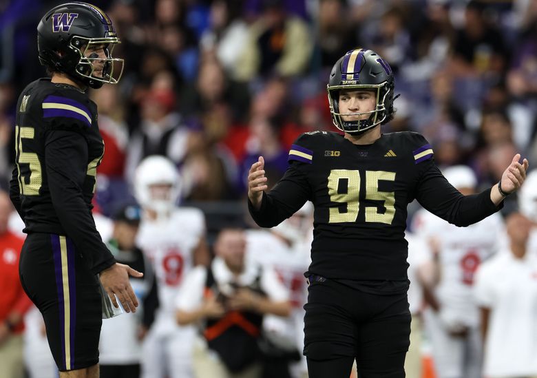 Washington kicker Grady Gross (95) reacts after missing a field goal attempt during a college football game against Rutgers on Friday, Oct. 10, 2025, in Seattle. (Nick Wagner / The Seattle Times)
