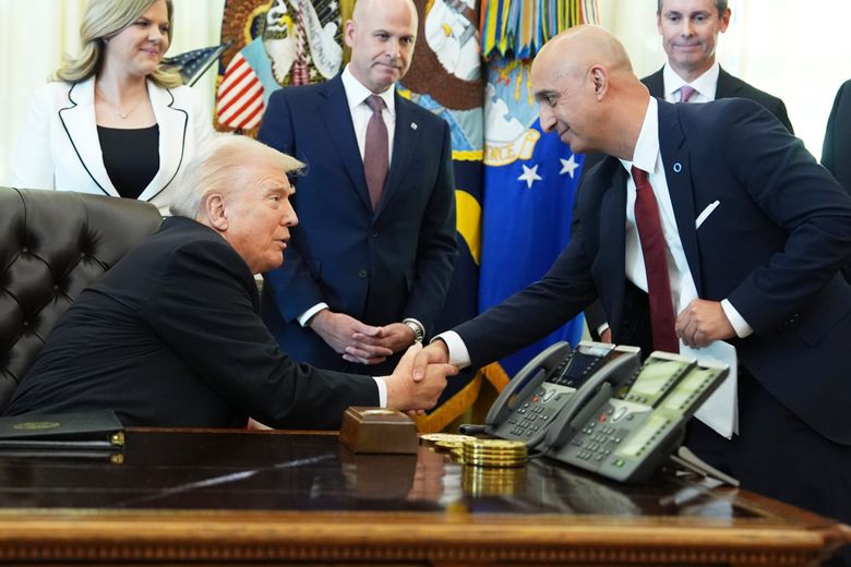 Trump unveils deal to expand coverage and lower costs on obesity drugs