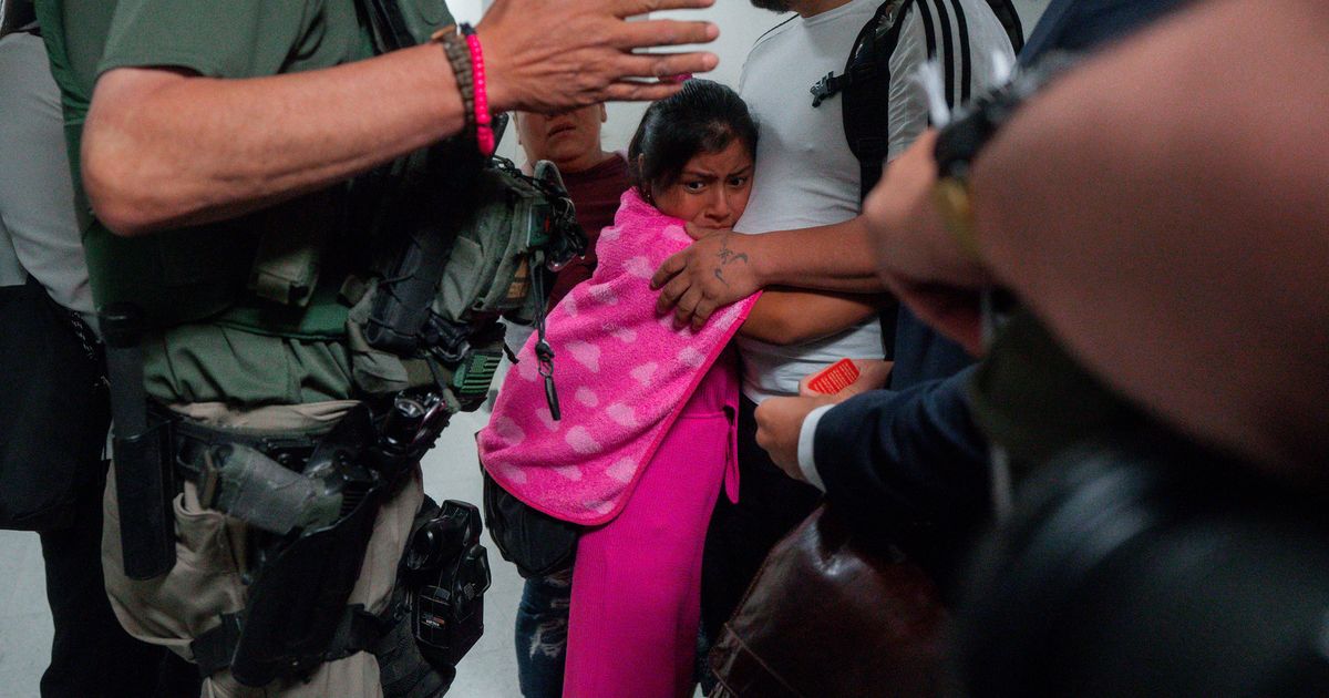 We're sorry. This image does not have any alternative text.