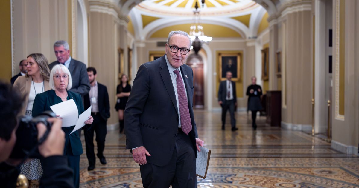 Trump pressures GOP senators to end the government shutdown, now the ...