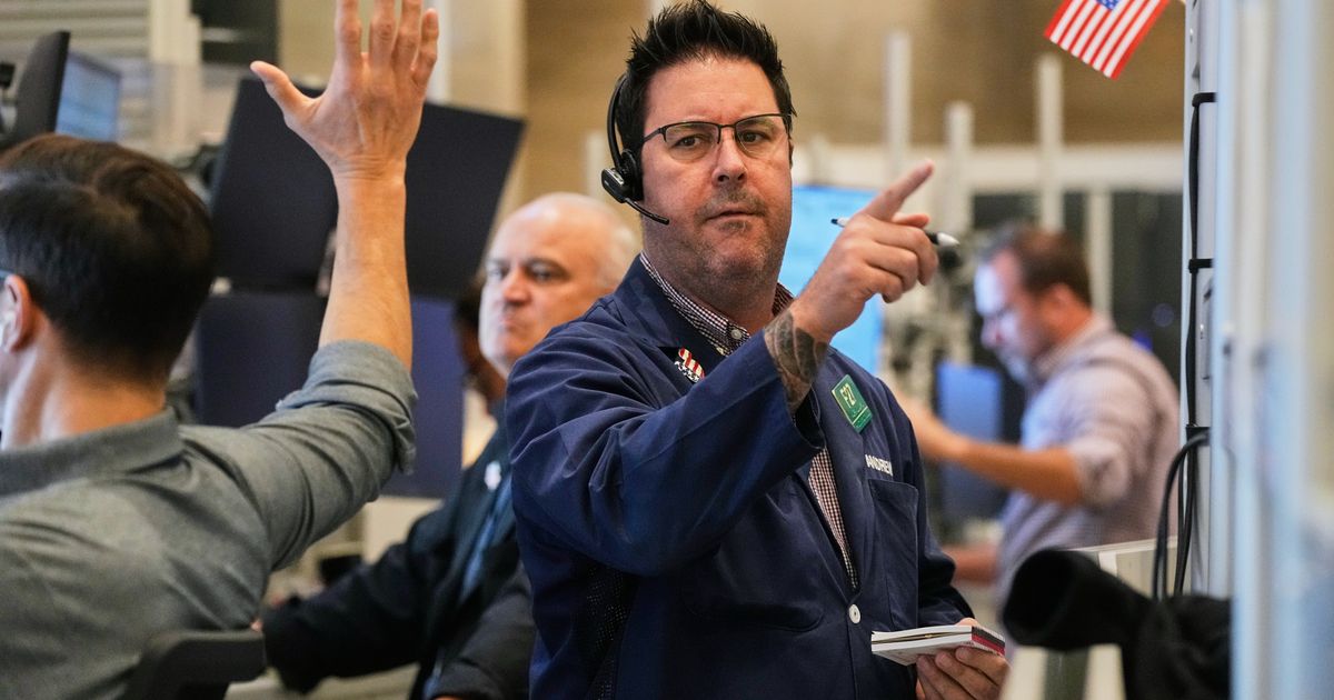 Wall Street points lower before the opening bell as selling of AI shares weigh on sentiment