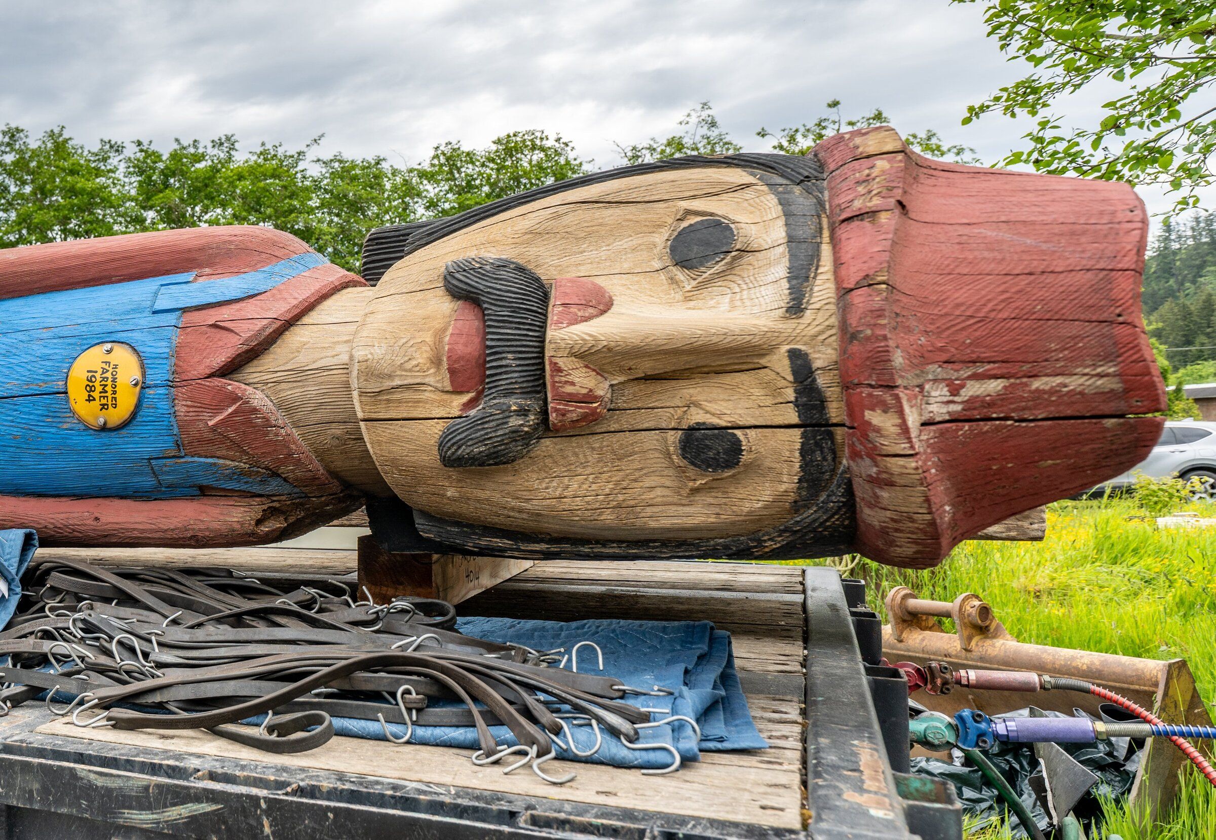 Marvin Oliver's poles will soon return to Steinbrueck Park | The