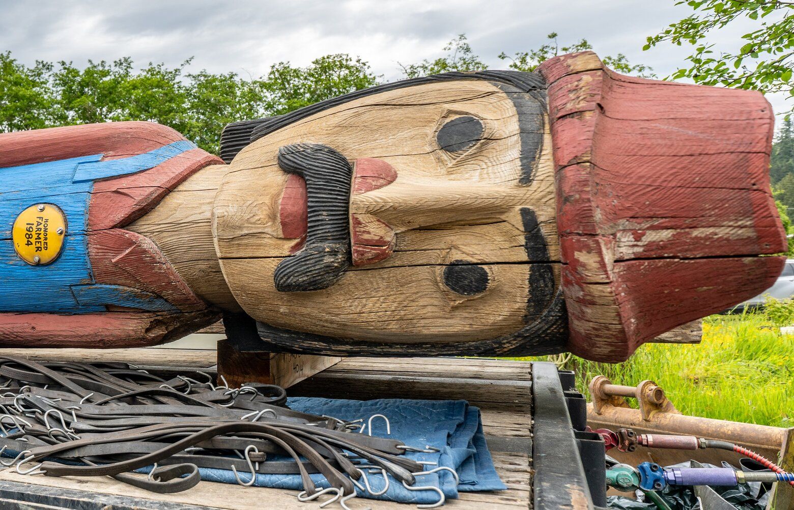 Marvin Oliver's poles will soon return to Steinbrueck Park | The