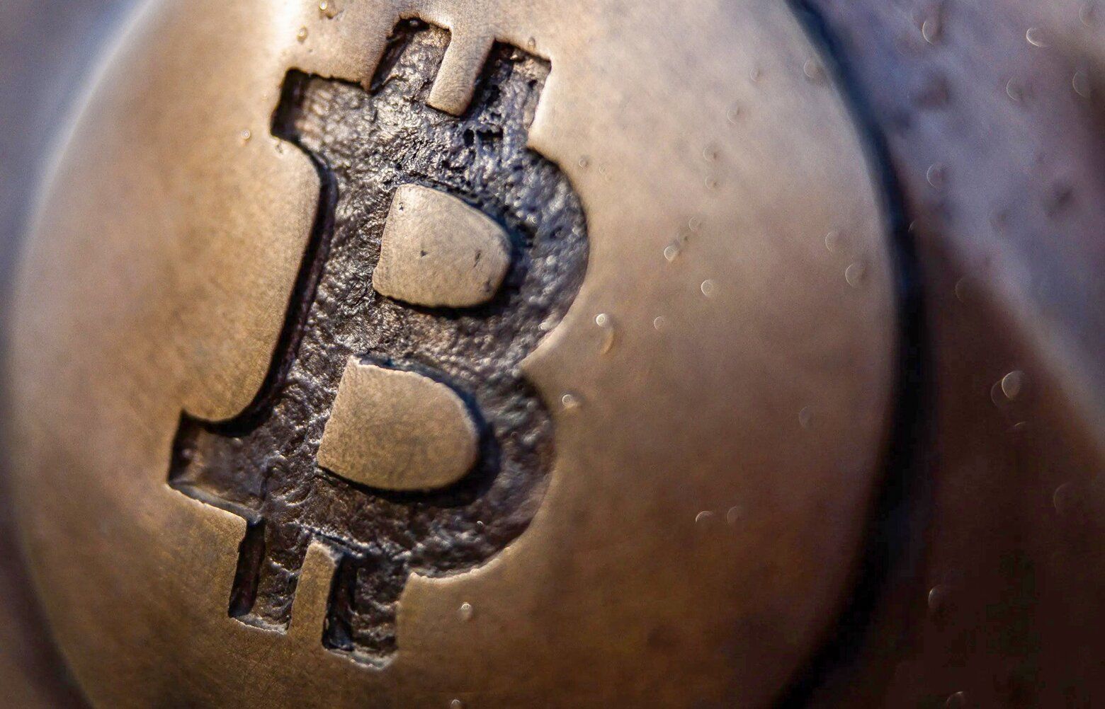 Sky-high bitcoin prices everyone said were here to stay? They left | The  Seattle Times