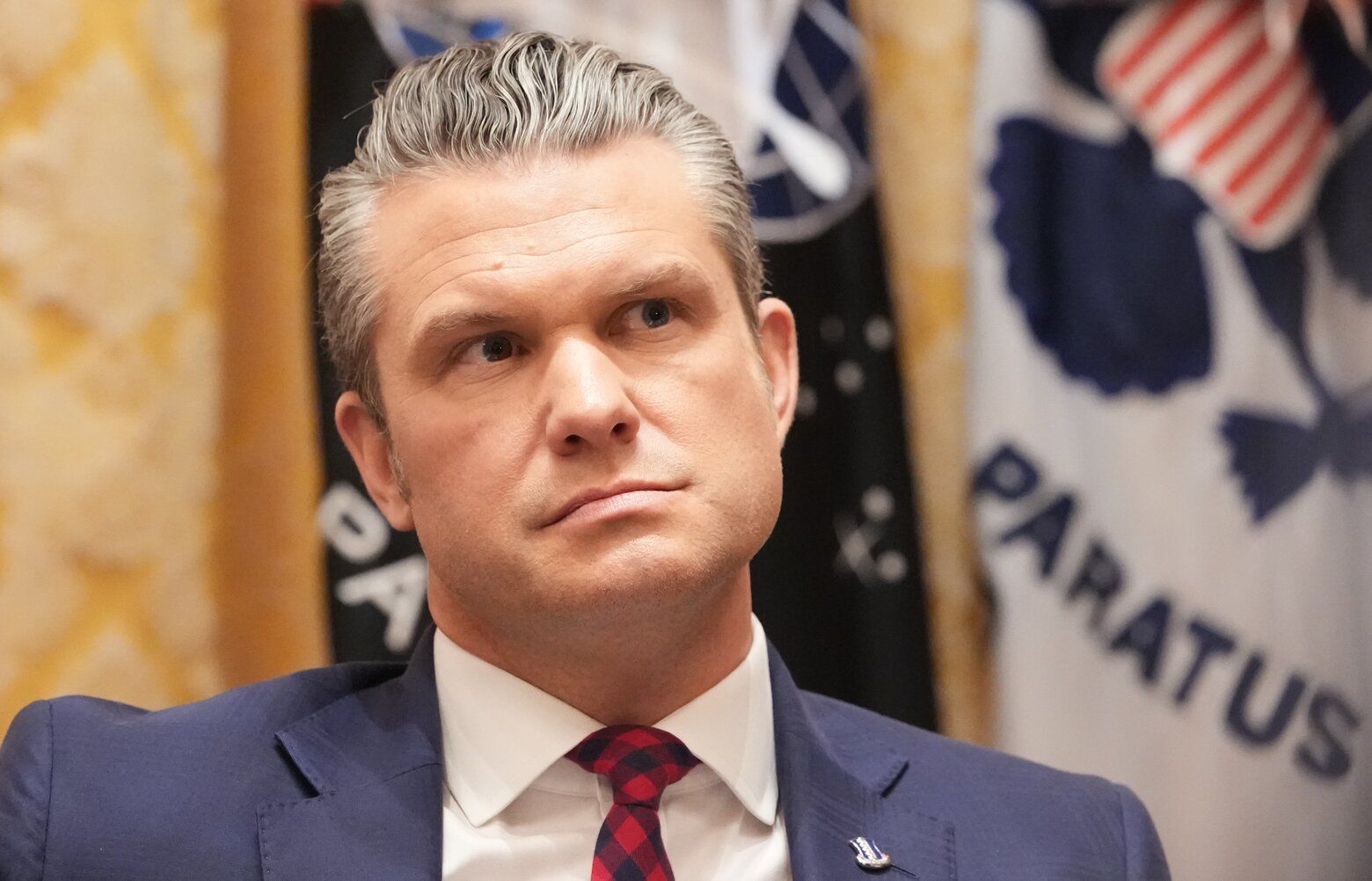 Hàng loạt người mắc bệnh tại căn cứ không quân sau khi Hegseth quyết định tiêm vắc-xin cúm là tùy chọn | The Seattle Times