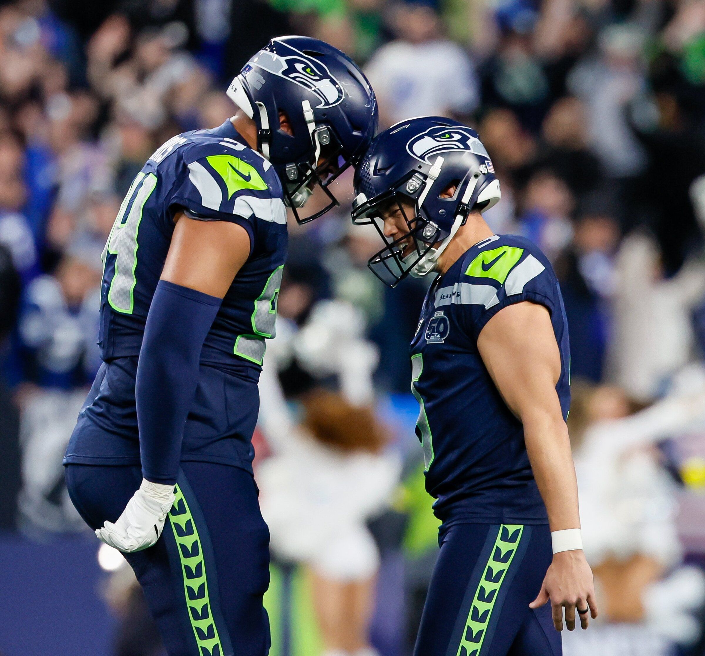 Seahawks survive Philip Rivers' return, beat Colts with six field