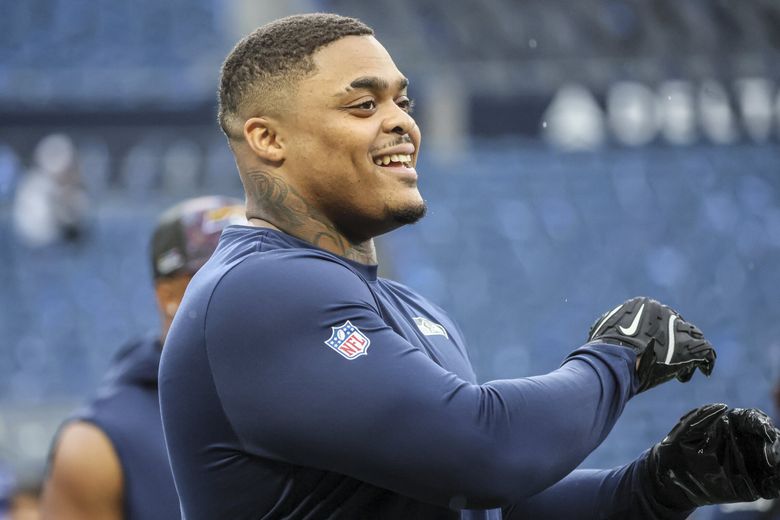 Dooney & Bourke NFL Seattle Seahawks Medium Murphy Byron Murphy II - Seattle Seahawks Defensive Tackle - ESPN main image 2