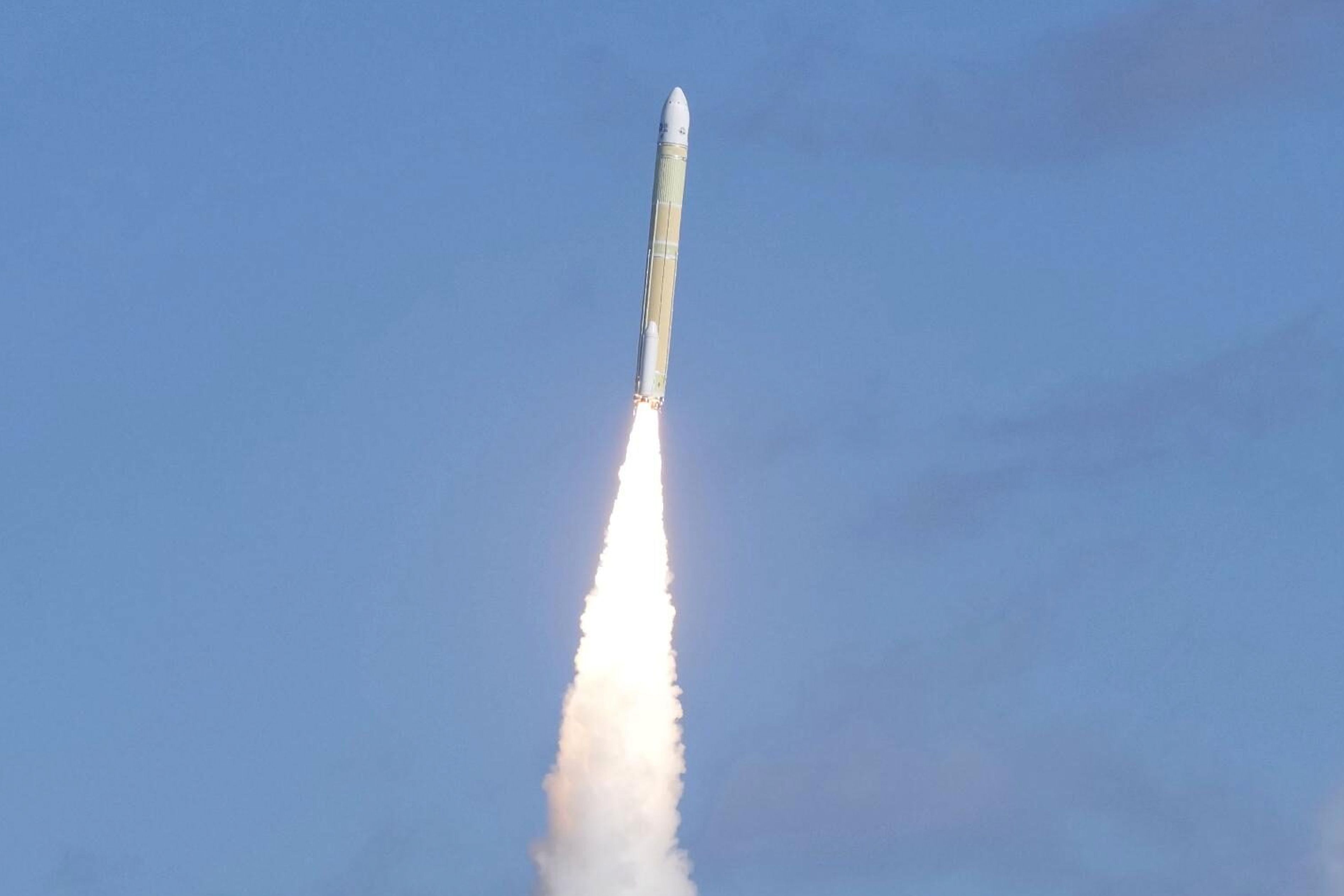 Japan's new flagship H3 rocket fails to put geolocation satellite