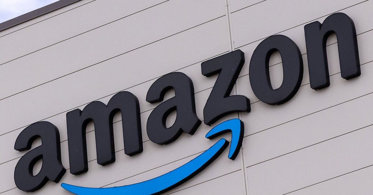 Amazon Eyes Wearable AI with $50 Bee Gadget