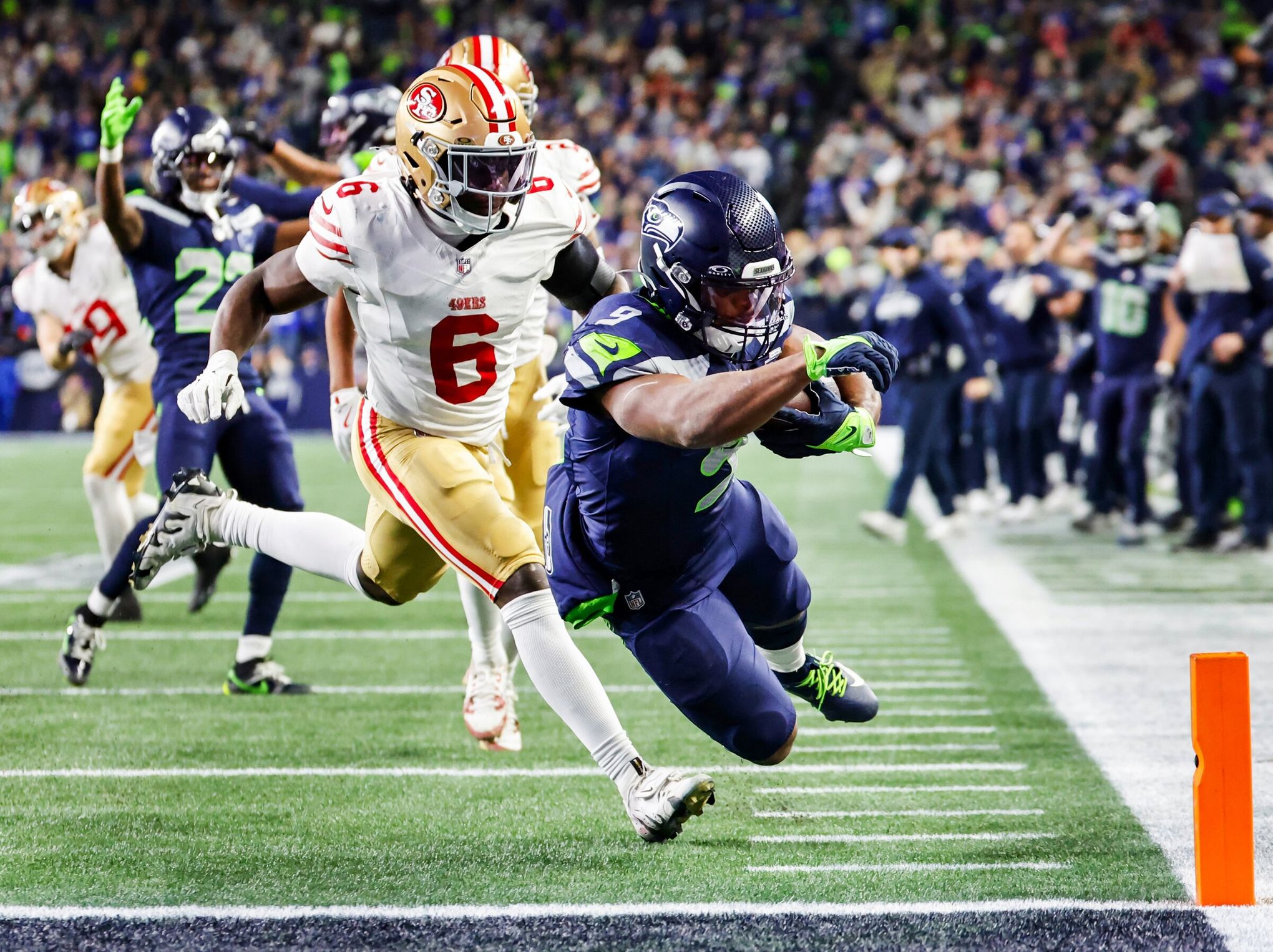 Reporter Bob Condotta grades Seahawks' playoff win vs. 49ers | Analysis |  The Seattle Times
