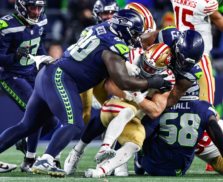 Seahawks' 'Dark Side' defense shines bright in filthy showing vs. 49ers |  The Seattle Times