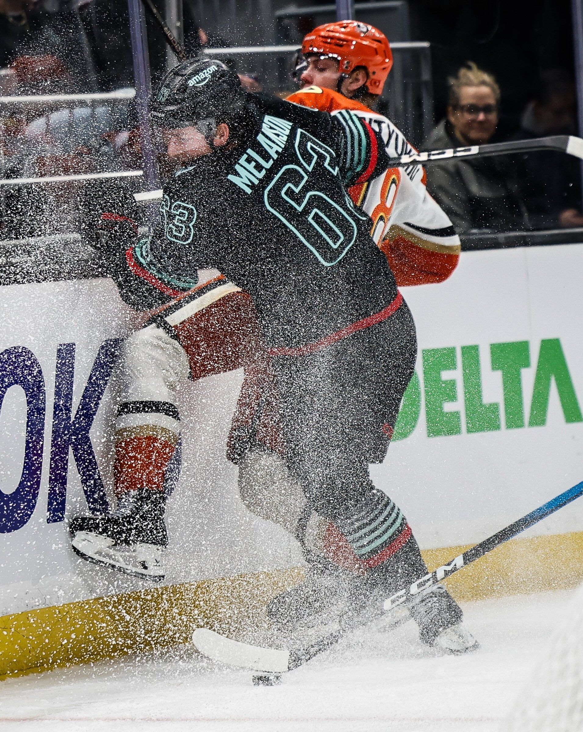 Seattle Kraken can't kick recent bad habits in home loss to