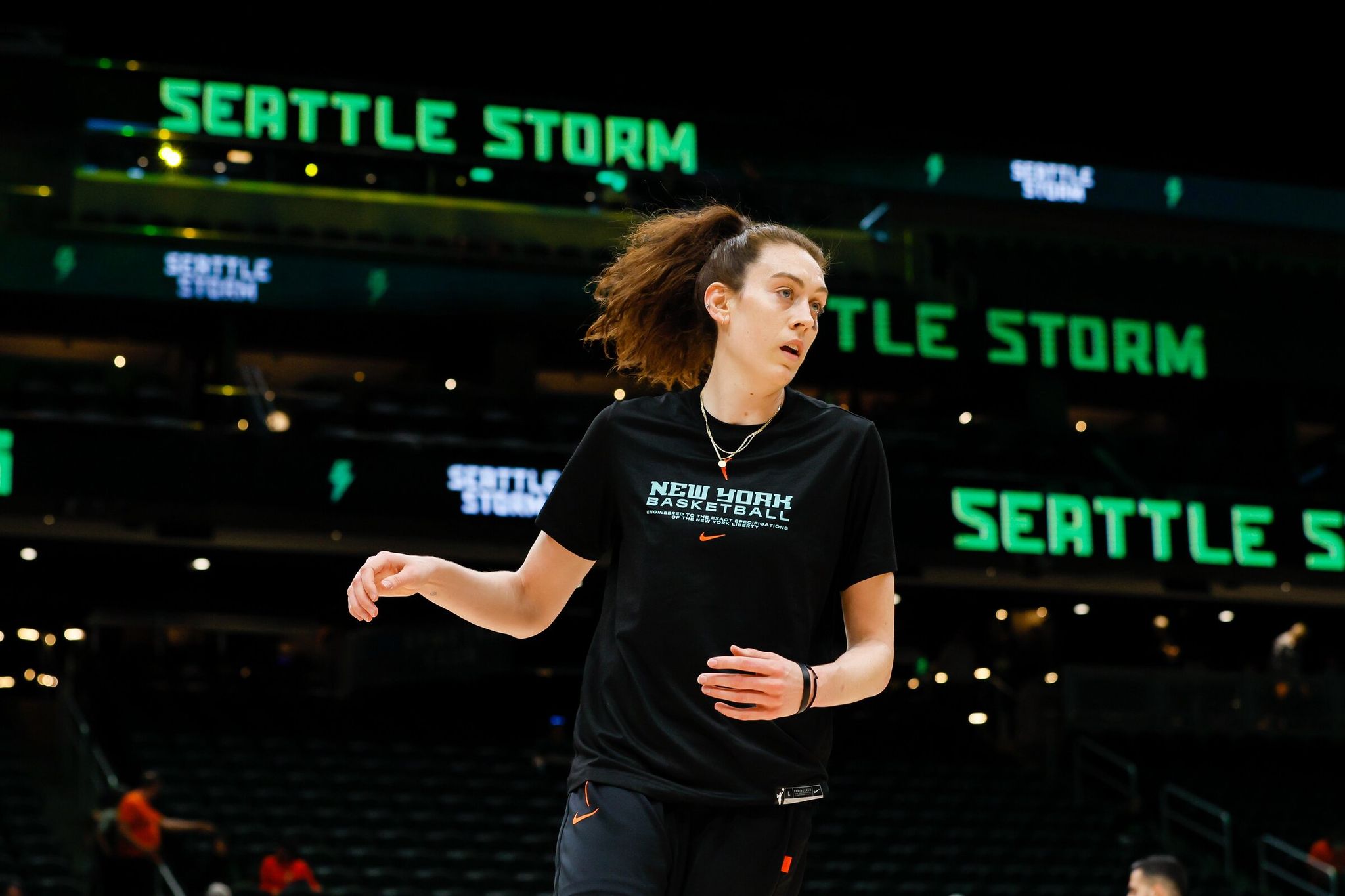 New York Liberty forward and former Seattle Storm player Breanna Stewart warms up on the court before a game. (Jennifer Buchanan / The Seattle Times, 2023)