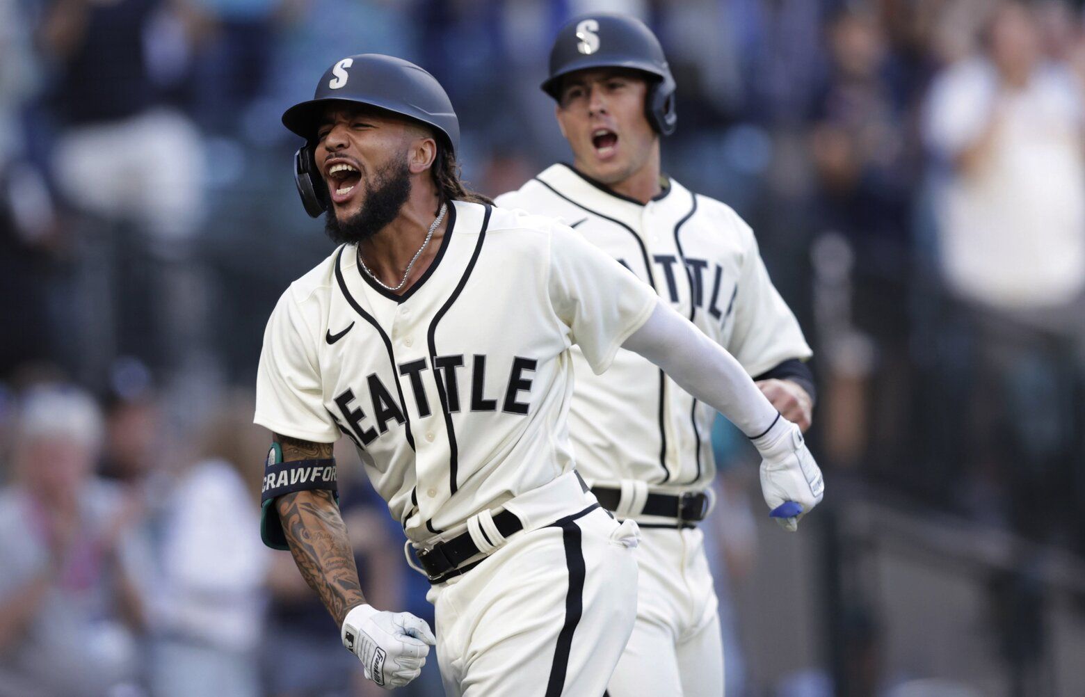 Mariners unveil new Sunday home uniforms | The Seattle Times