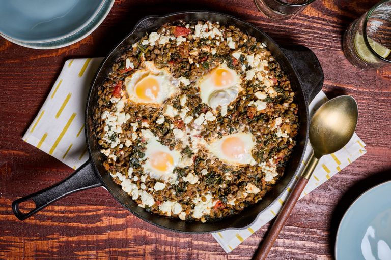 Lentil Skillet With Spinach, Tomato, Egg and Feta