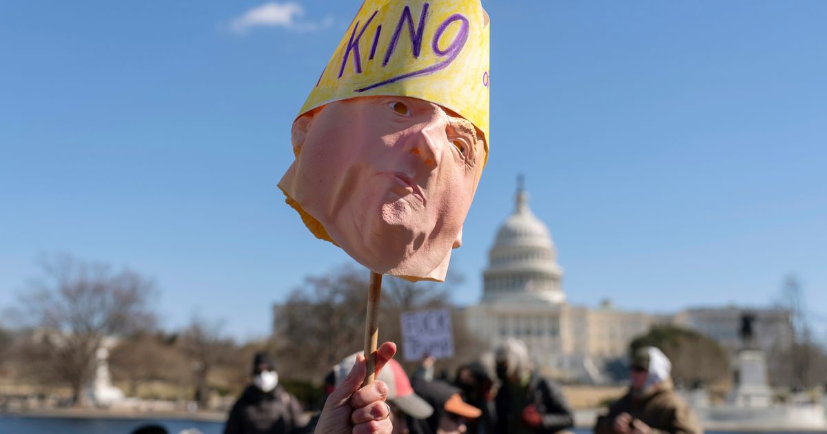 ミネアポリスでの死亡事件に対する怒りが広がる中、3月28日にはさらなる「ノー・キングス」抗議活動が計画されている ミネアポリスでの死亡事件に対する怒りが広がる中、3月28日にはさらなる「ノー・キングス」抗議活動が計画されている