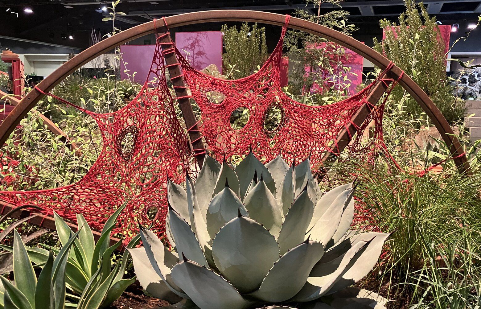 Give your garden personality with salvaged items and a clear story Give your garden personality with salvaged items and a clear story