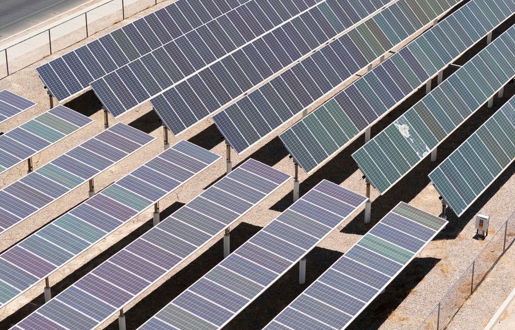 Amazon outbids WA utility for one of nation's largest solar projects | The  Seattle Times