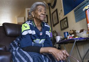 A building was sold. What happened next was ‘ridiculous,’ tenants say – The Seattle Times