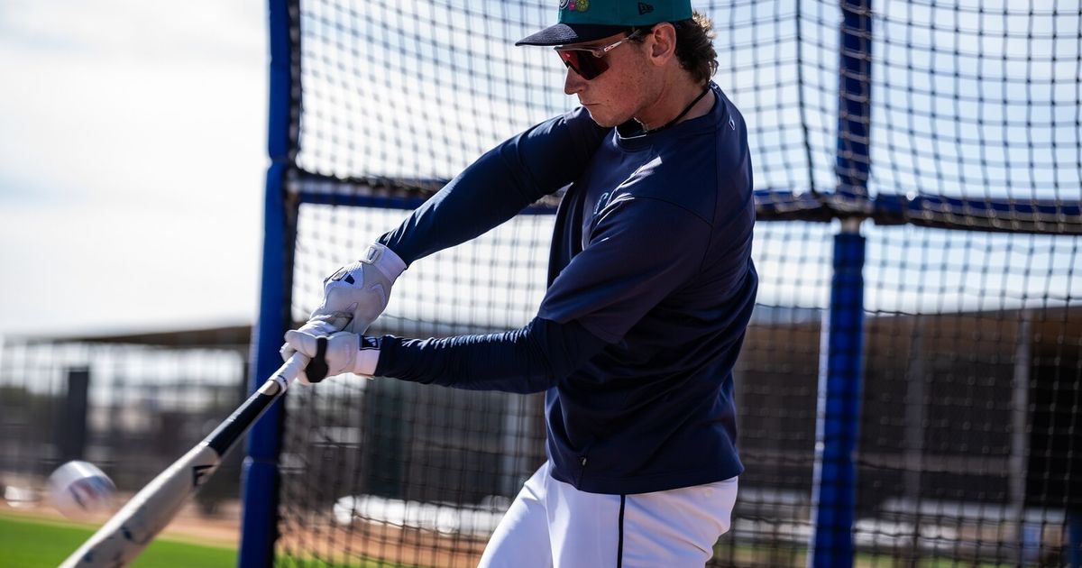 Will Mariners top prospect force his way onto opening day roster?
